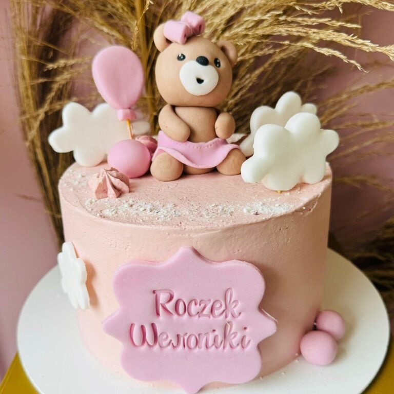 tort na pierwsze urodziny